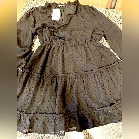 BTFBM Ruffle Tiered A-Line Swing Dress NWT - Picture 6 of 12